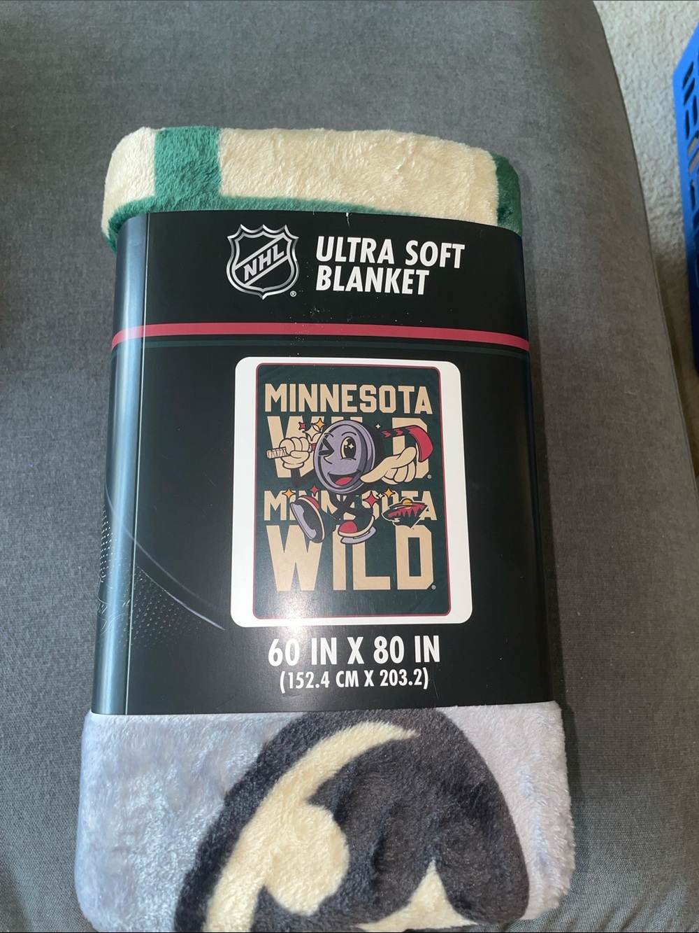 NHL Minnesota Wild Plush Throw Blanket - Green, Cream, Black